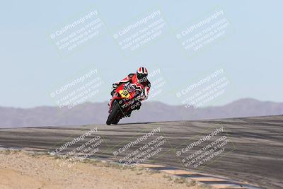 media/Dec-01-2025-Moto Forza (Mon) [[2daa91e15f]]/2-Intermediate Group/Session 2 (Turns 9 and 10)/